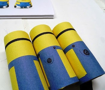 Cara Membuat Boneka Minion  Dari Kertas Bekas