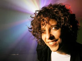 http://www.programaradiobase.com/mp3/podcast_1278_extra_vange_leonel.mp3 