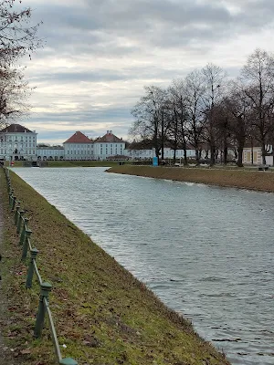 ニンフェンブルク宮殿（Schloss Nymphenburg）外観