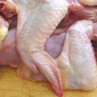Se aşteaptă scumpiri pentru carnea de pui