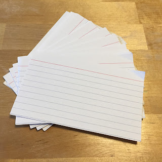 Photo of blank index cards.