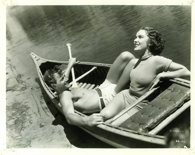 An old thread on the WCHA forums featuring Marilyn Monroe in a canoe 