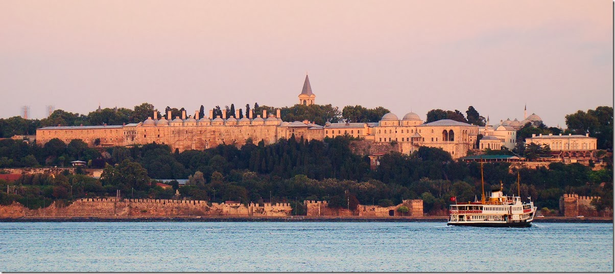 Topkapi_Palace_Seen_From_Harem