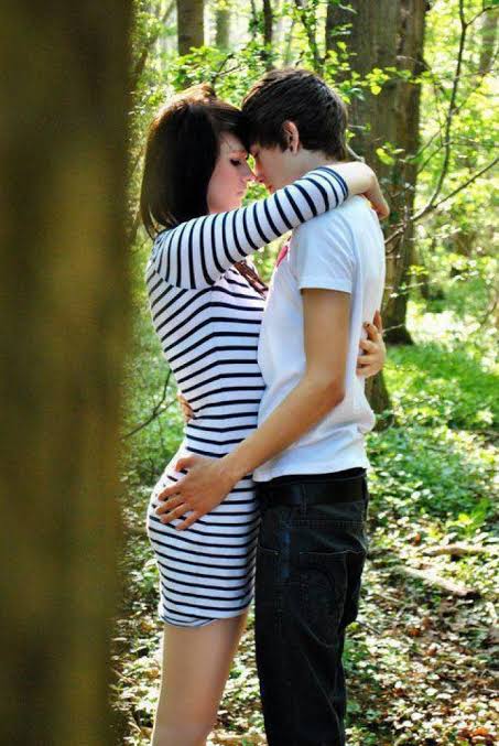 Hugging Romantic Pics - Lover Lover Romantic Pics & Images - Romantic Pic - neotericit.com