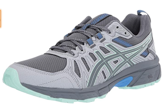 comfortable running shoes for wide feet