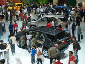 toyota: resale value, harga jual kembali, mobil baru, mobil seken