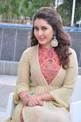 Rashi Khanna new glamorous photos-thumbnail-39