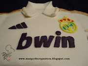 Camiseta del Real Madrid. Y también para Félix, una tarta del Real Madrid, .