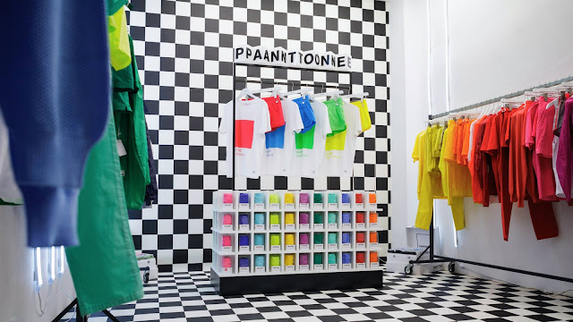 Green Pear Diaries, retail, pop up store, Pantone Colorwear, París