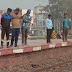 गाजीपुर में ट्रेन से गिरने पर हुआ हादसा, परिजन बोले- चौसा मेला से पशु खरीदने निकले थे