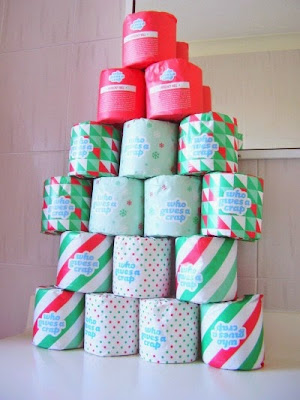 Small Christmas tree of toilet paper