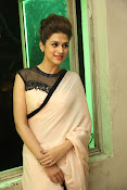 shraddha das latest glamorous photos-thumbnail-43