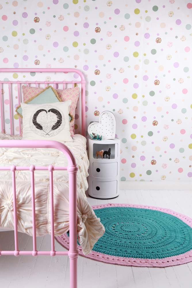 http://www.lovemae.com.au/shop/wall-paper/wall-paper-sleeping-in-the-woods.html