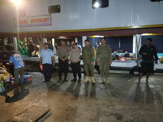 Jamin Keamanan Pos Pelayanan Terpadu Pelabuhan Melak, Polres Kubar Laksanakan Pengamanan