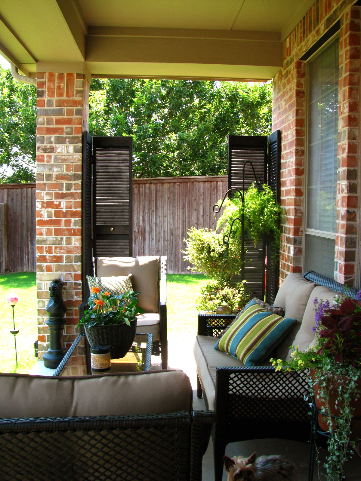 MAY DAYS A Small Patio Makeover