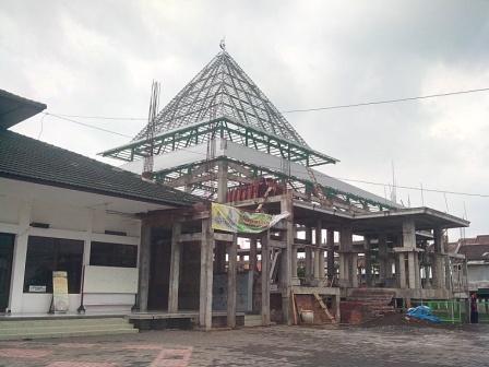 Proyek Kaso Reng Galvalum Masjid Ramadhan Soehat Malang 