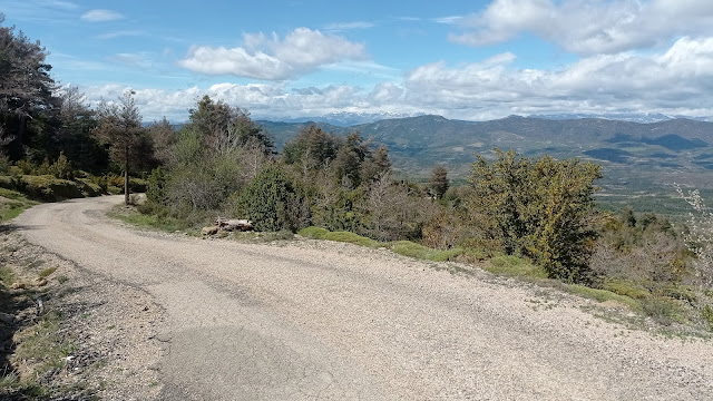 Ibirque, vistas al Pirineo