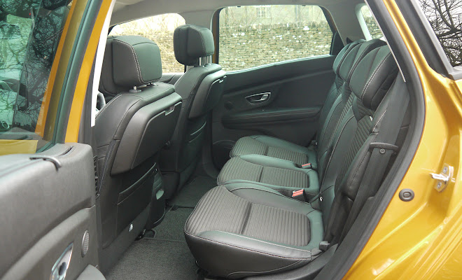 Renault Scenic rear seats