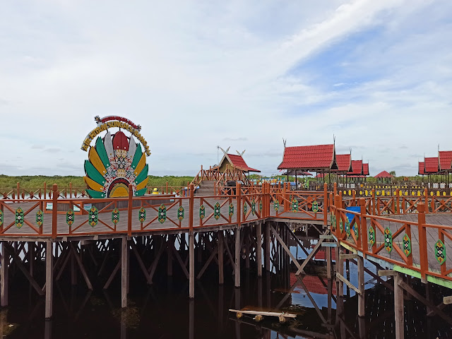 dermaga kereng bangkirai