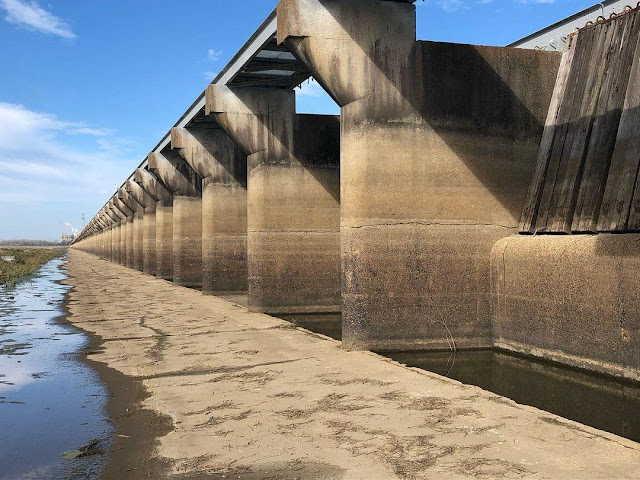 Водосброс Боннет Карр