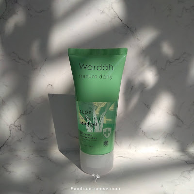 Review Wardah Aloe Vera Hand Gel