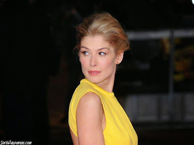 Free Rosamund Pike Hot and Sexy HD Wallpapers