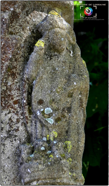 IMMONVILLE (54) - Croix-calvaire (XVIe siècle)