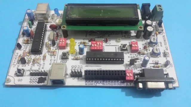 DIY PIC18F2550 USB Board