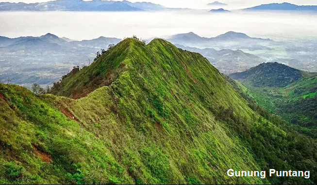 Daftar Gunung Di Kabupaten Bandung dan Bandung Barat Lengkap dengan Ketinggian dan Lokasinya