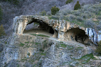 Hike the Wind Cave Trail