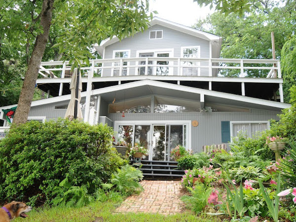 Lifestylist® Designed TX Lake House For Sale