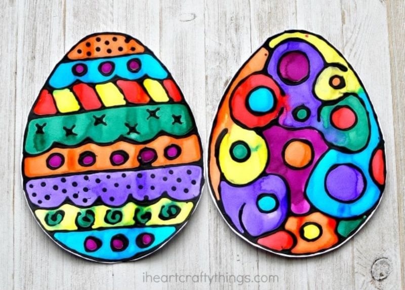 black glue and watercolour egg craft