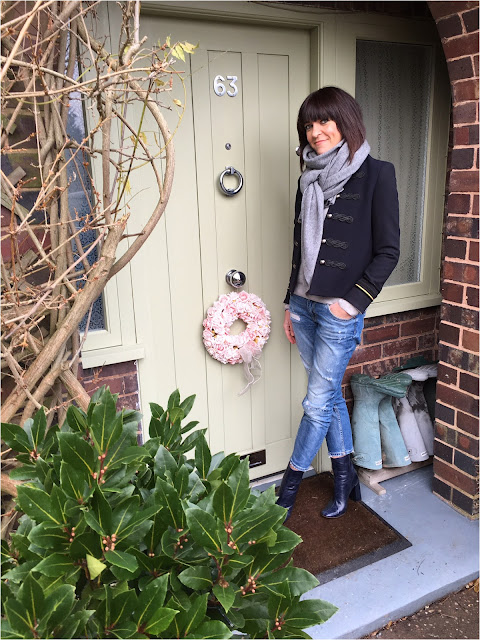 My Midlife Fashion, Zara Cashmere scarf, Marks and Spencer Pure Cashmere crew neck jumper, zara distressed cigarette jeans, block heeled round toed ankle boots