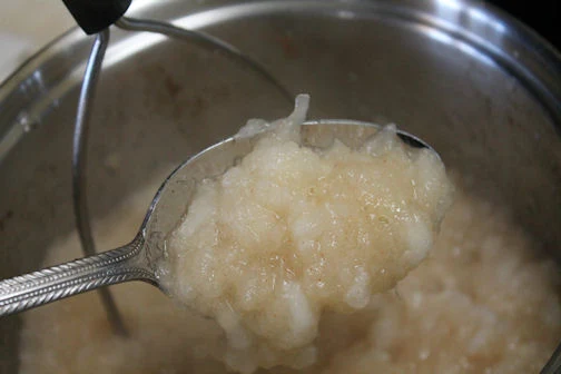 Chunky Homemade Applesauce