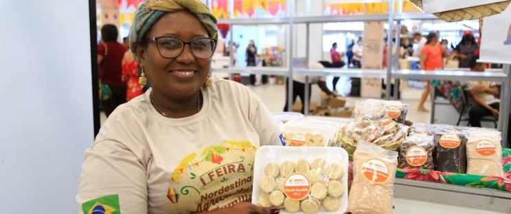 Quebradeiras de coco babaçu do Maranhão são destaque na I Feira Nordestina da Agricultura Familiar e Economia Solidária no RN