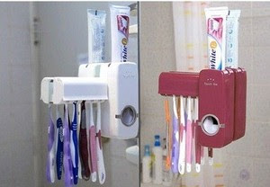 dispenser odol dan sikat gigi