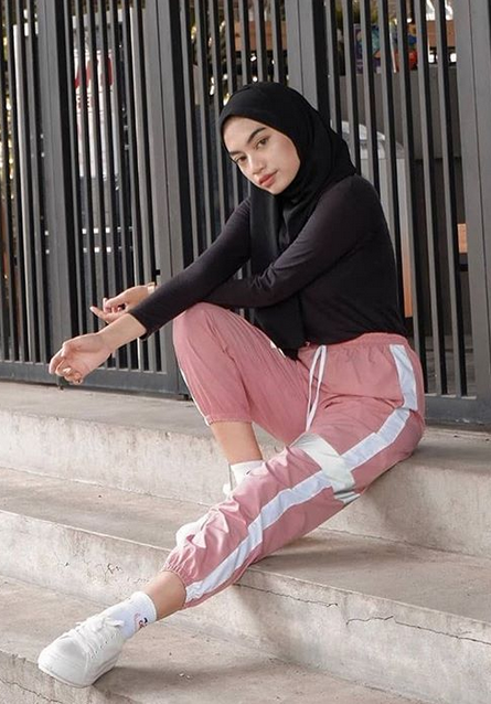 Inspirasi Style Hijab Ootd 2022 Terbaru Untuk Anak Muda 