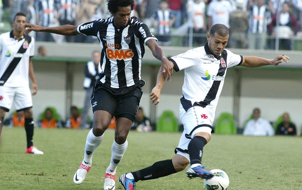 No confronto dos líderes,  Atlético-MG vence o Vasco  por 1 x 0 