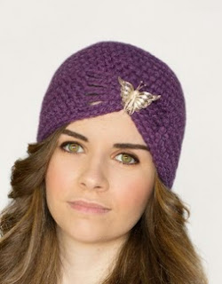 http://translate.googleusercontent.com/translate_c?depth=1&hl=es&rurl=translate.google.es&sl=en&tl=es&u=http://www.hopefulhoney.com/2014/08/1920s-jewel-flapper-hat-crochet-pattern.html&usg=ALkJrhj6xh6AomQAFIl_8HRWiCdjEc63IA