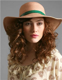 Patrizia Pepe sunhat on ASOS - It's fashion, dahling!