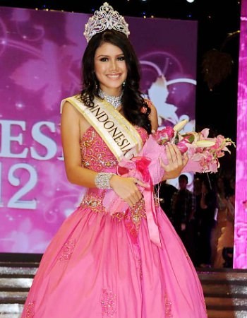 Putri Indonesia on Ines Putri   Winner Of Miss Indonesia 2012   Biography Collection