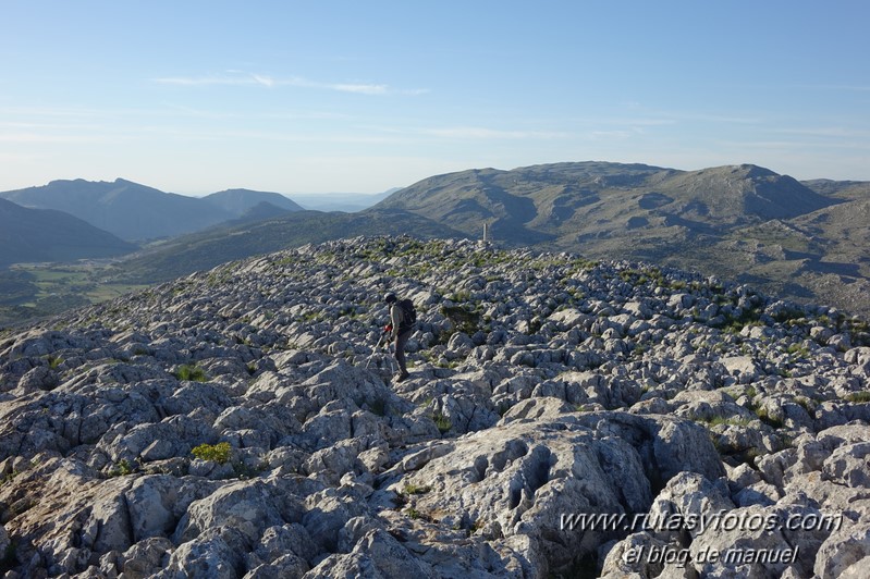 Sierra de Alhama: Puerto de Zafarraya - Hoyo del Toro - La Torca