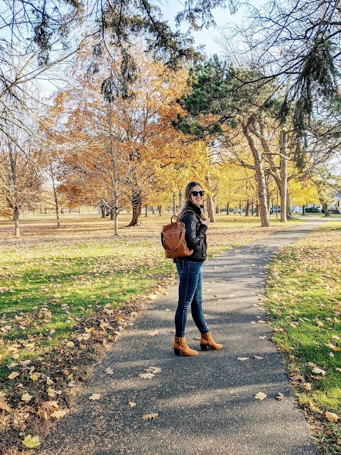 Strolling in Suede 