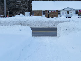 driveway snowbanks