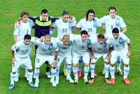 Selección de URUGUAY - Temporada 2012-13 - Lugano, Muslera, Cáceres, Cavani, Godín; Gargano, Diego Pérez, Maxi Pereira, Cebolla Rodríguez, Gastón Ramírez y Luis Suárez - URUGUAY 1 (Luis Suárez), ESPAÑA 2 (Pedro y Soldado) - 16/06/2013 - Copa Confederaciones de la FIFA, fase de grupos - Recife (Brasil), estadio Arena Pernambuco