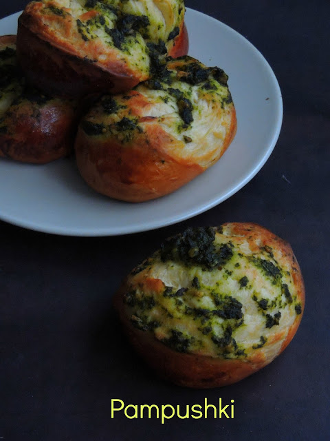 Pampushki, Ukrainian Garlic Rolls