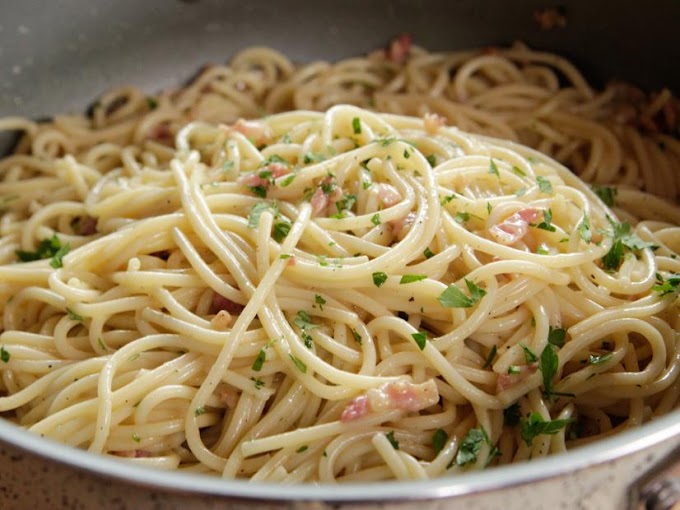 Pasta Carbonara #dinnerrecipe #food #amazingrecipe #easyrecipe 