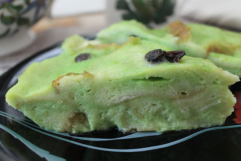 Puding Roti Pandan Kukus - Azie Kitchen