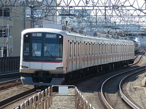 【4年前に消滅した緑各停！】東急目黒線5080系の各停　西高島平行き