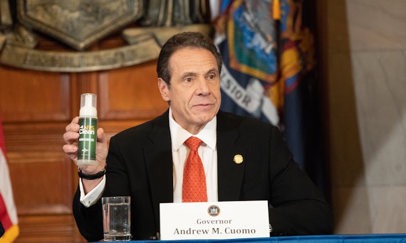 Presos en Nueva York producen primer desinfectante oficial contra el Coronavirus y se confirman 142 casos en el estado